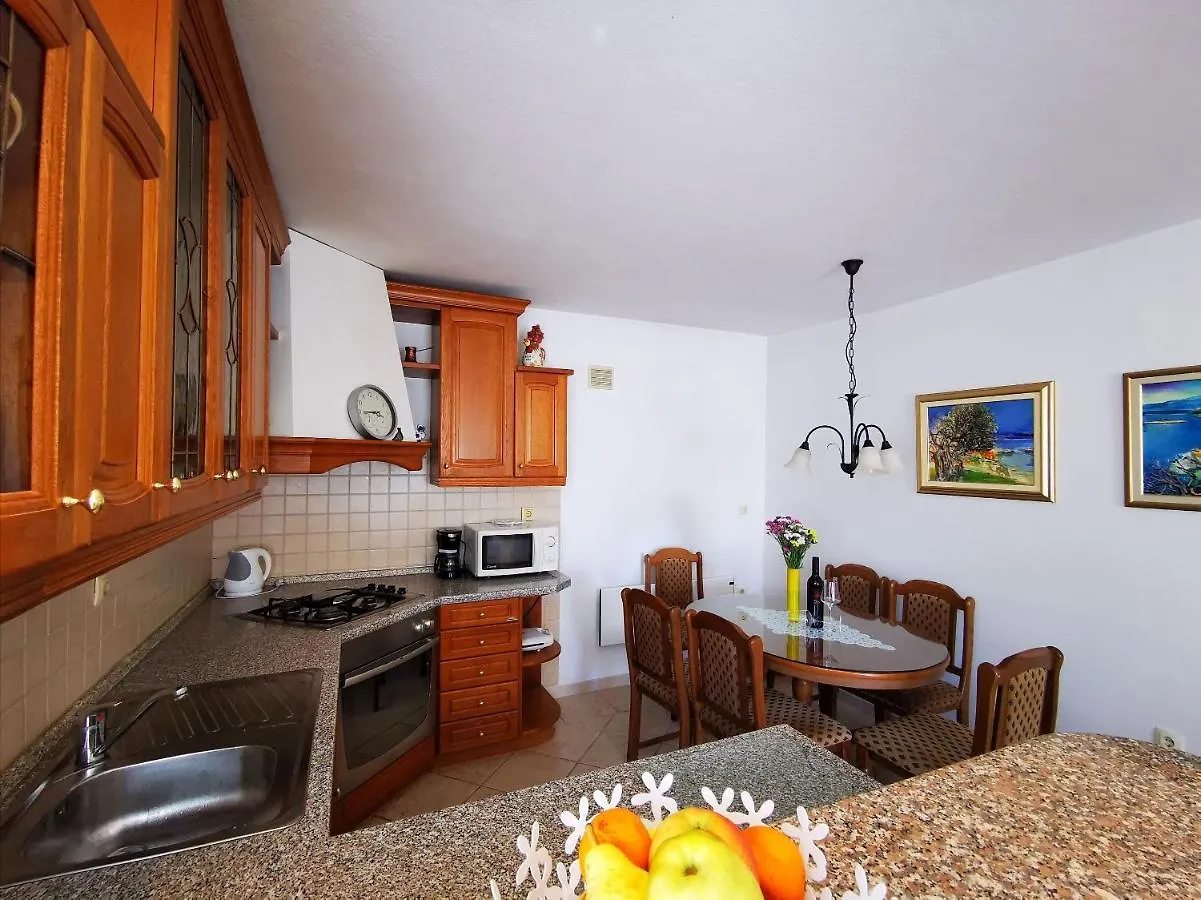 Apartment Lidija Novi Vinodolski